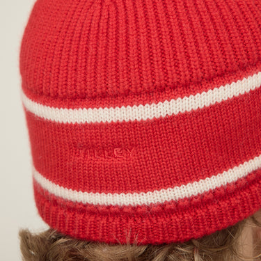 #colour_red-off-white