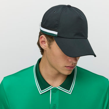 #colour_black-pine-green