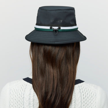 #colour_black-pine-green