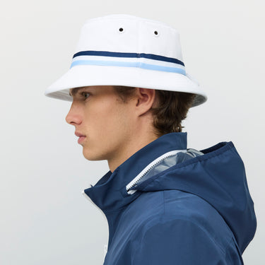 #colour_white-navy-blue