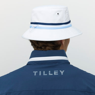 #colour_white-navy-blue