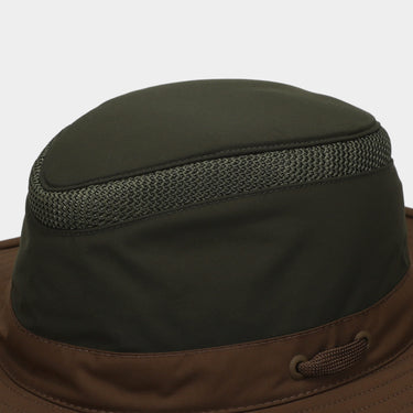 #colour_forest-night-peat