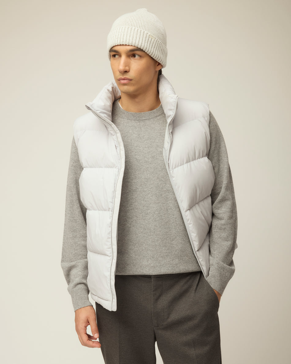 Model wearing the men's Thermashield Puffer Vest