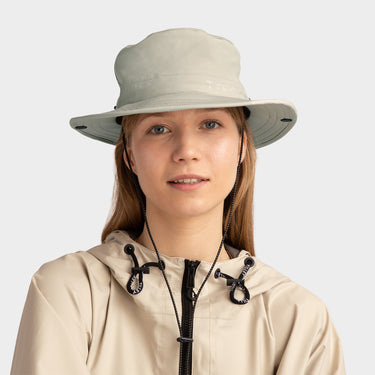 Adjustable Waterproof Bucket Rain Hat in Nylon, Easy to Fold CL3056
